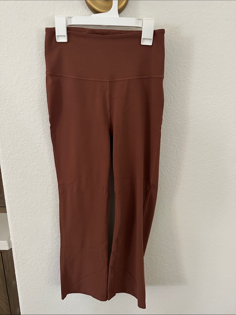 Lululemon flared crop, like new